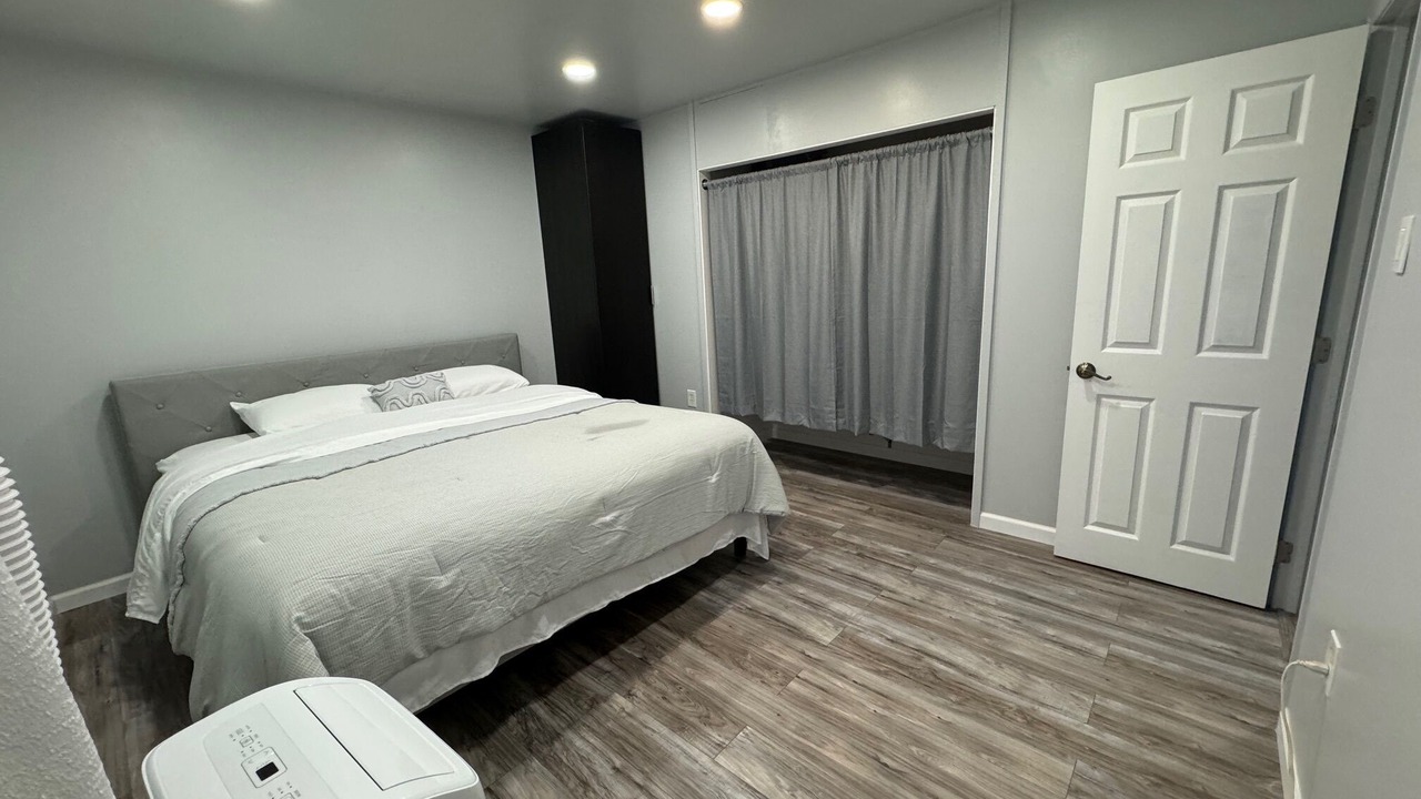 Photo of Bedroom in North Clairemont