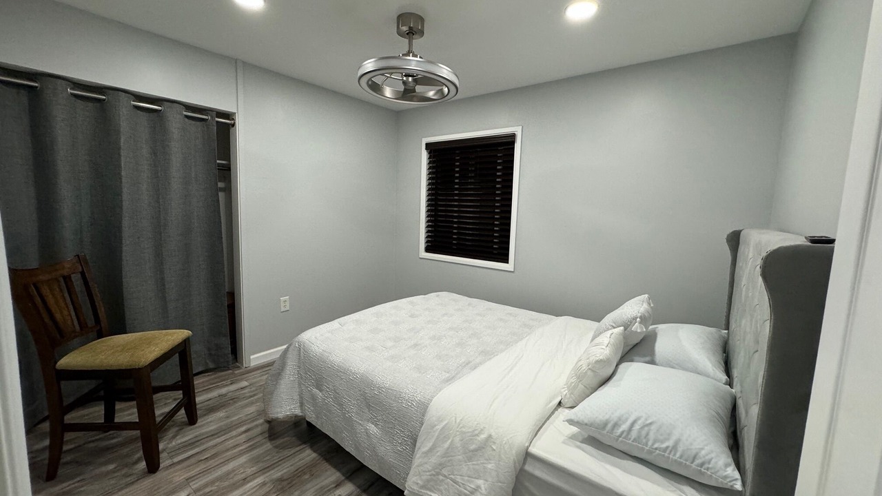 Photo of Bedroom in North Clairemont