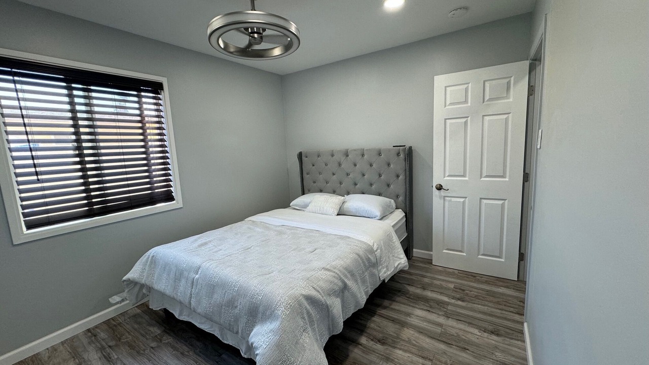 Photo of Bedroom in North Clairemont