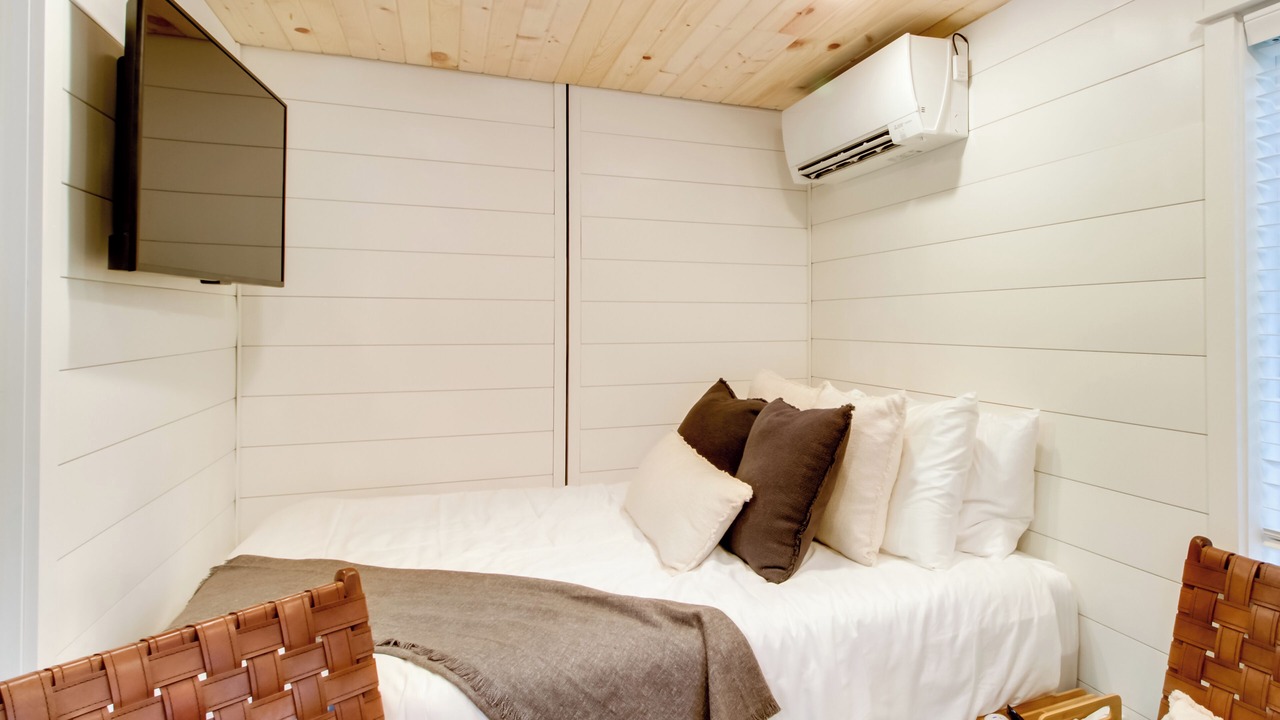 Photo of Bedroom in Northeast Itasca