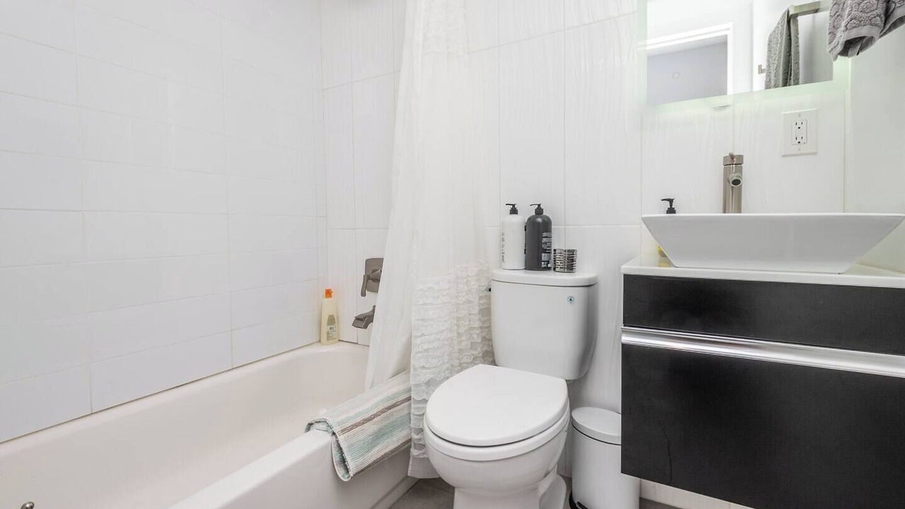 Photo of Bathroom in Serra Mesa