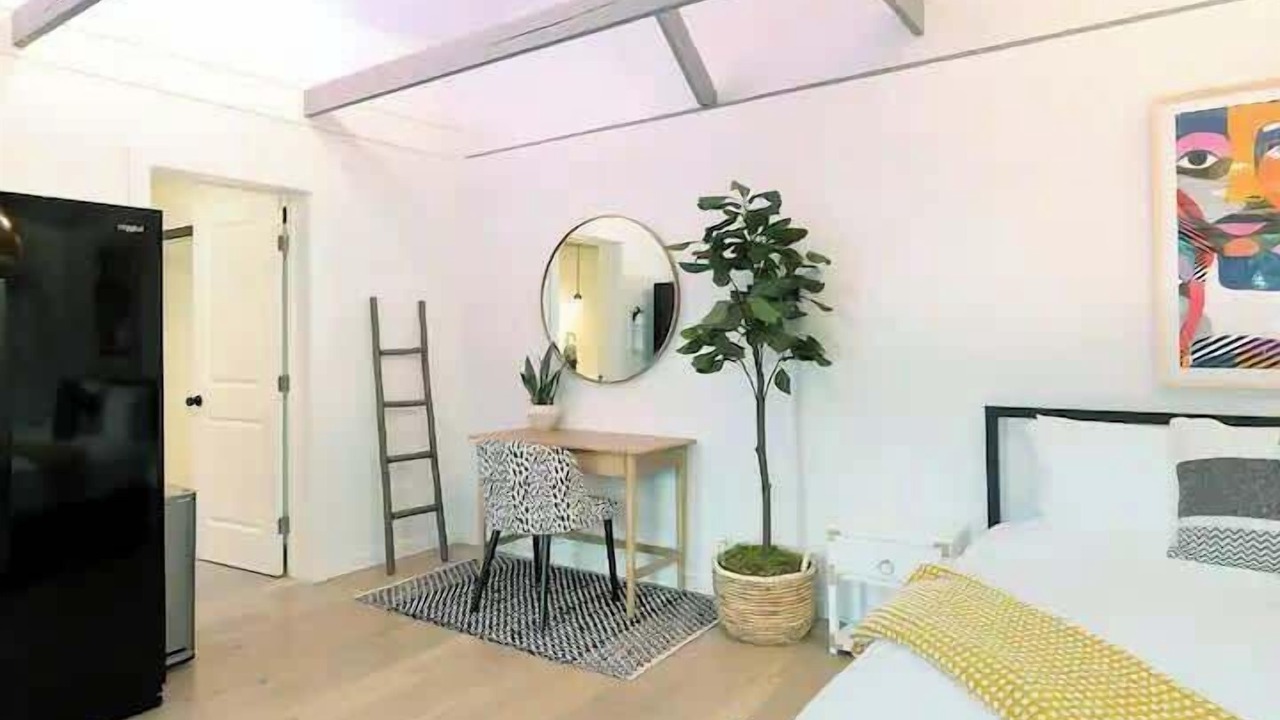 Photo of Bedroom in Little Italy