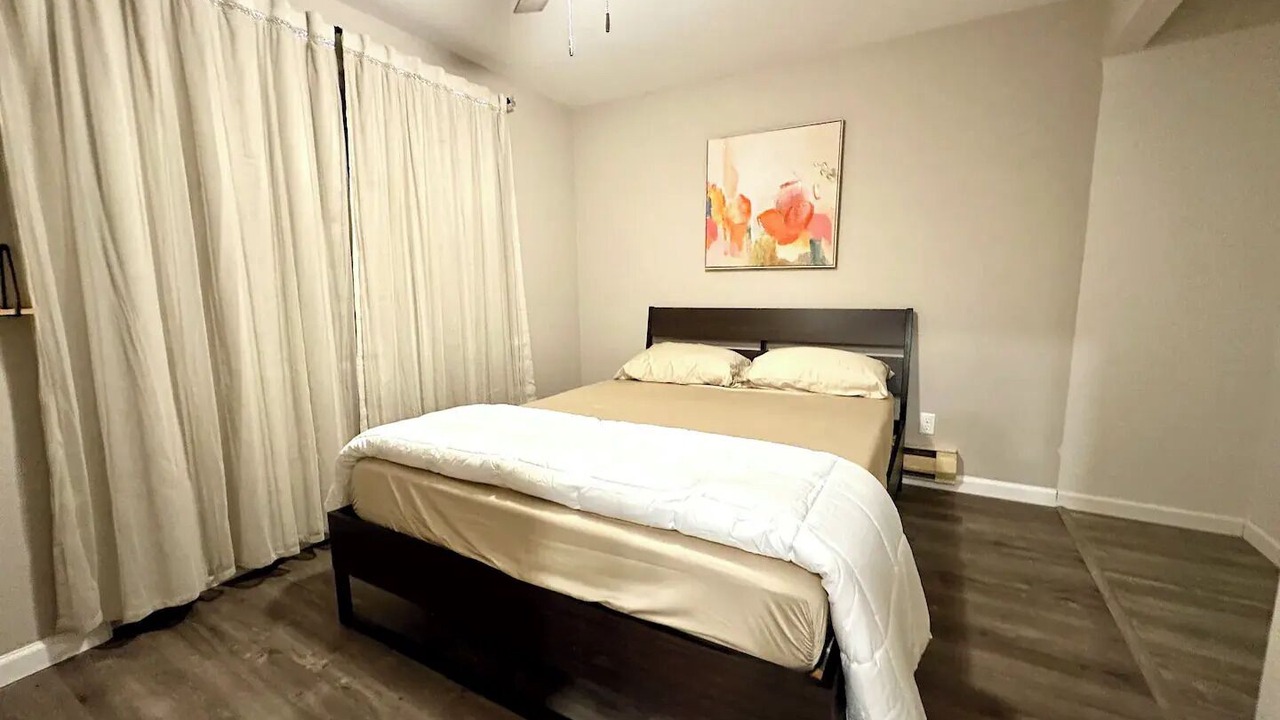 Photo of Bedroom in Everett