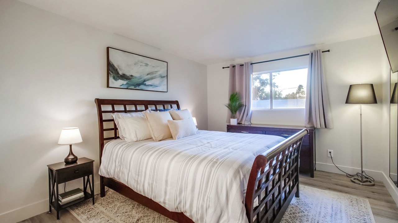 Photo of Bedroom in Clairemont