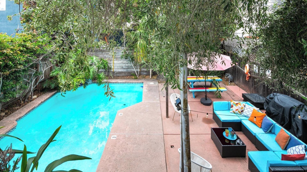 Photo of Patio Balcony in University Heights
