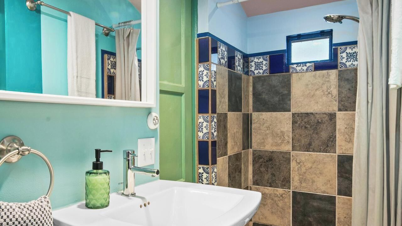 Photo of Bathroom in University Heights