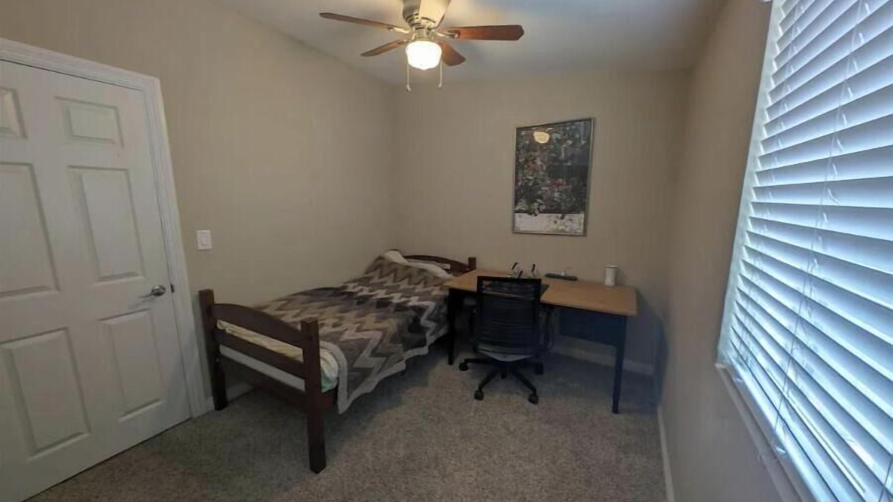 Photo of Bedroom in Serra Mesa