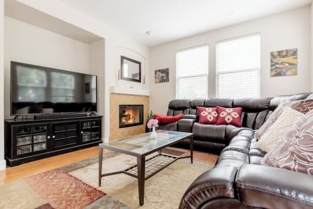 Photo of Livingroom in Carmel Valley