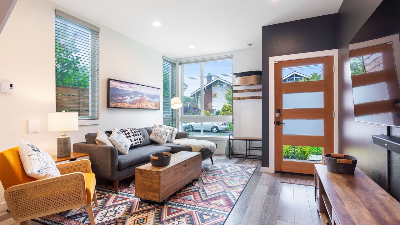 Photo of Livingroom in Wallingford