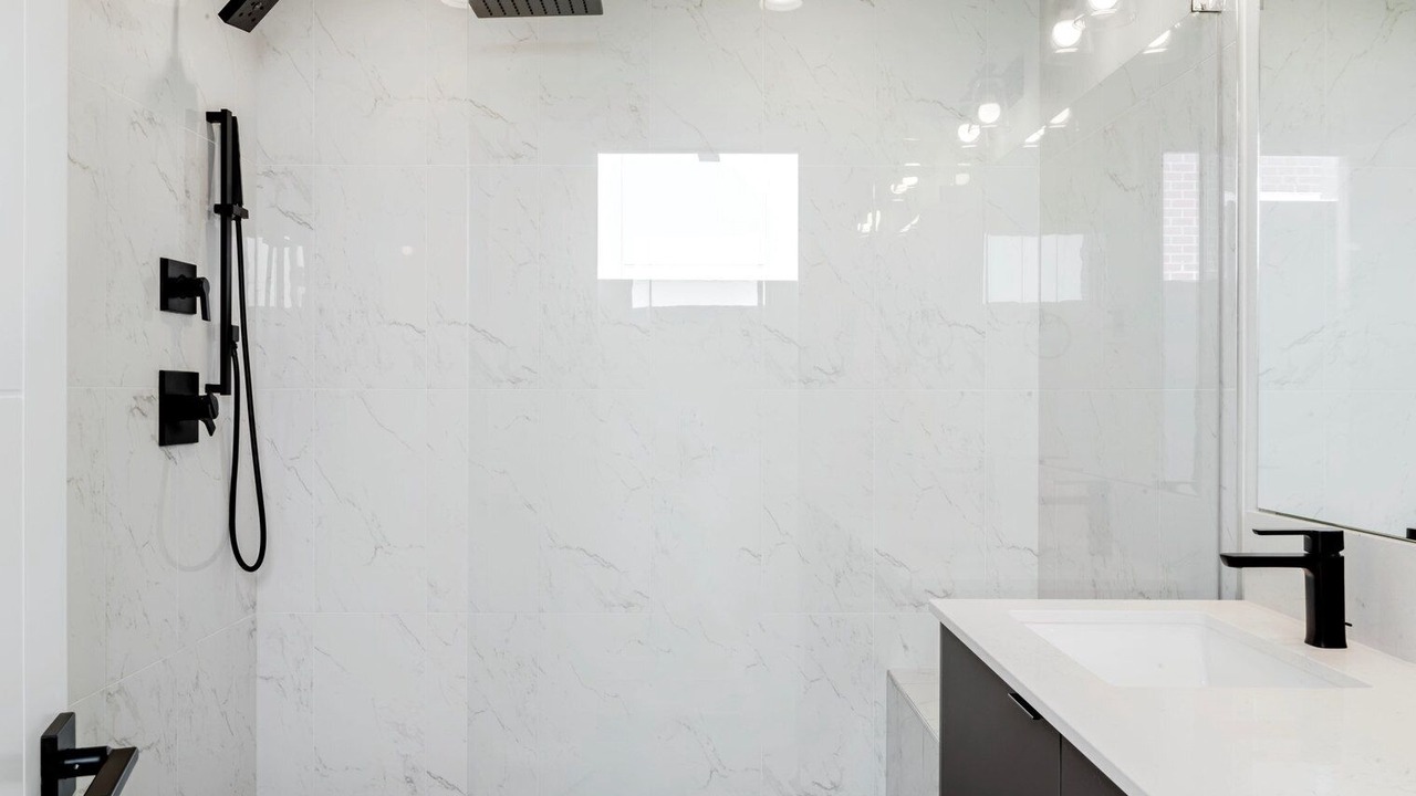 Photo of Bathroom in West Woodland