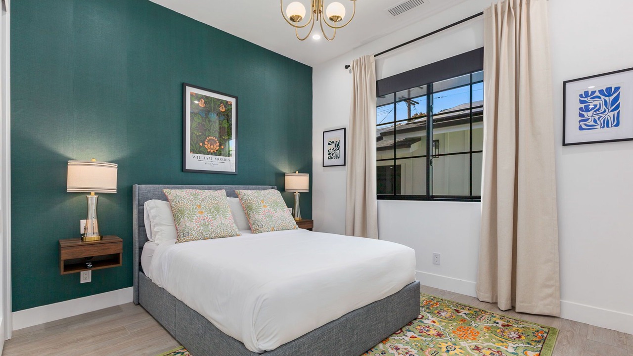 Photo of Bedroom in Clairemont