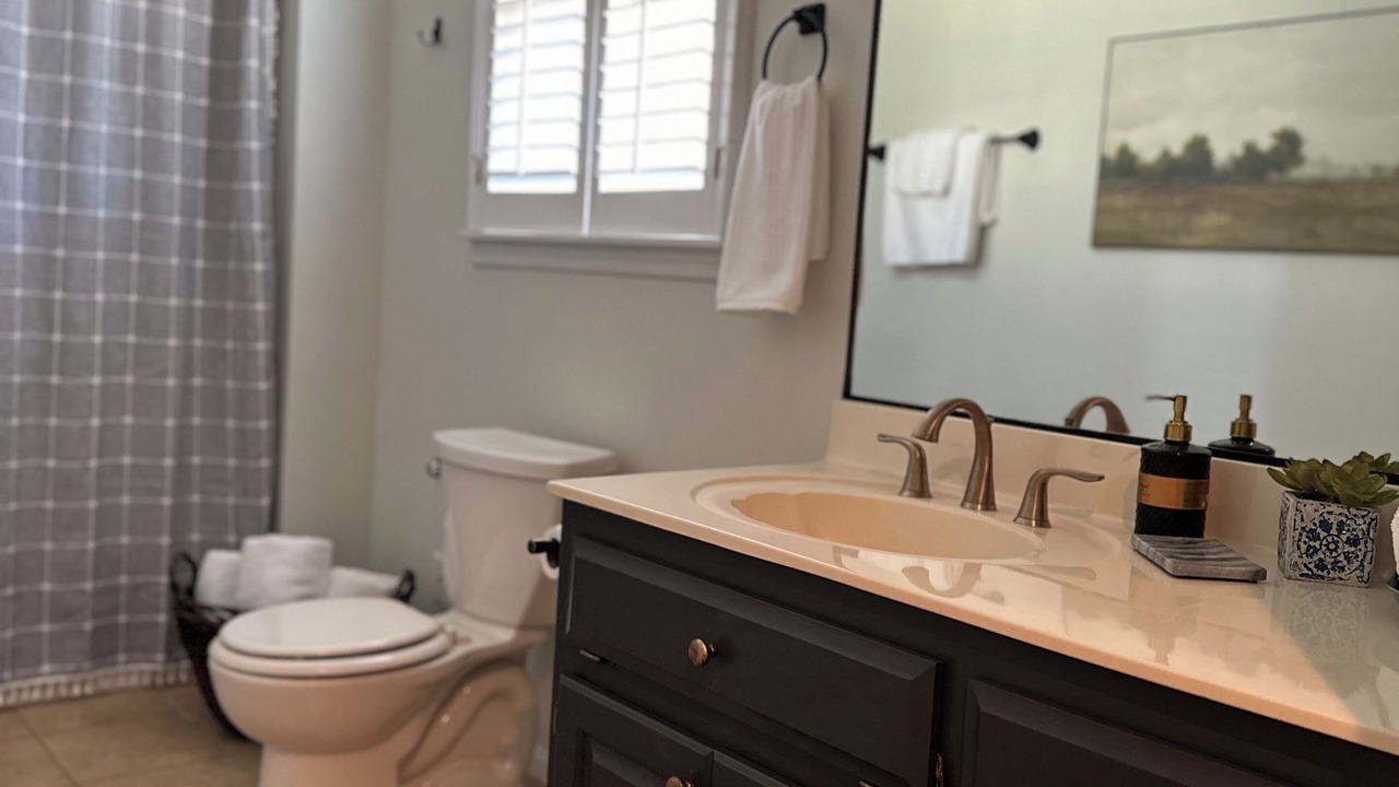 Photo of Bathroom in Gadsden