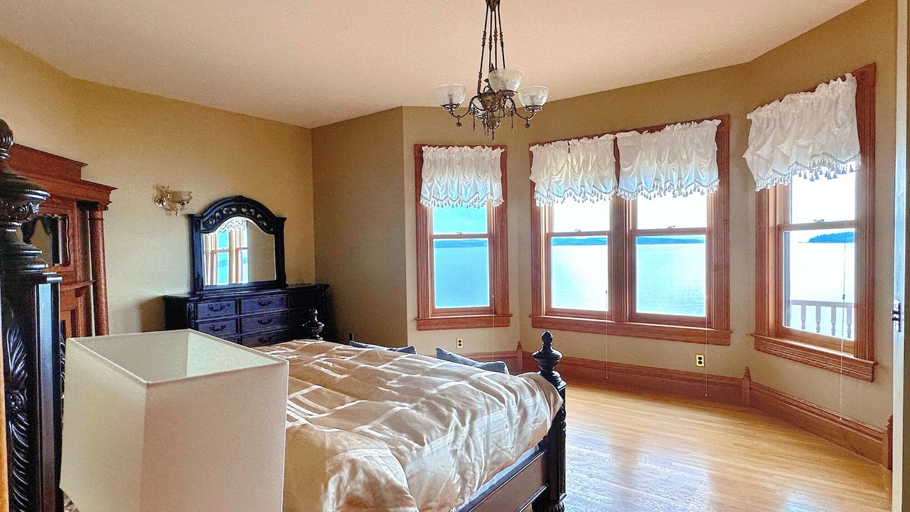 Photo of Bedroom in Tulalip