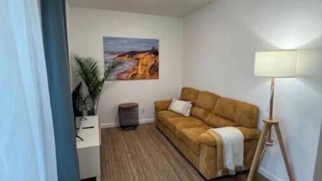 Photo of Livingroom in Clairemont