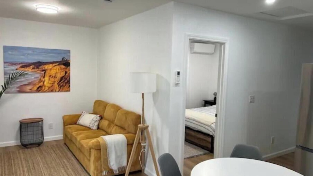 Photo of Livingroom in Clairemont