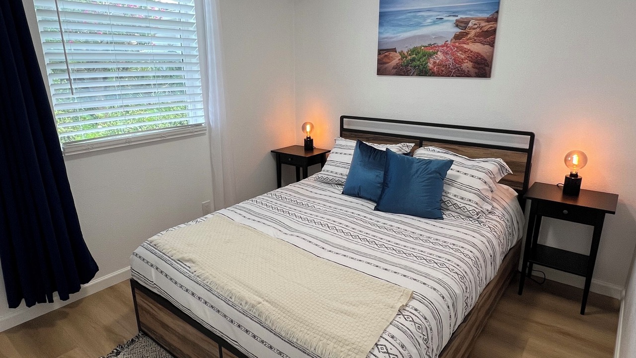 Photo of Bedroom in Clairemont