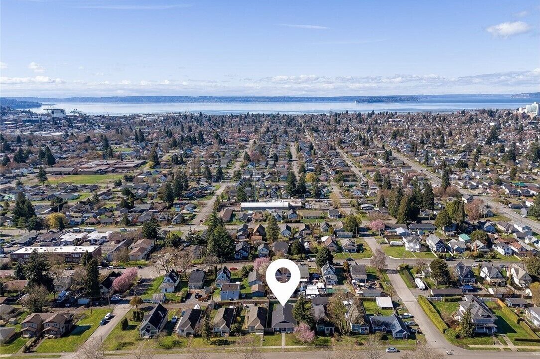 Photo of Outdoor in Everett