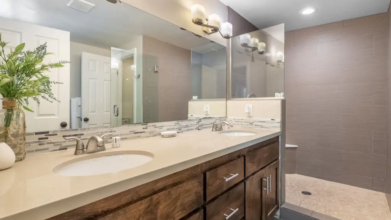 Photo of Bathroom in Beach Barber Tract