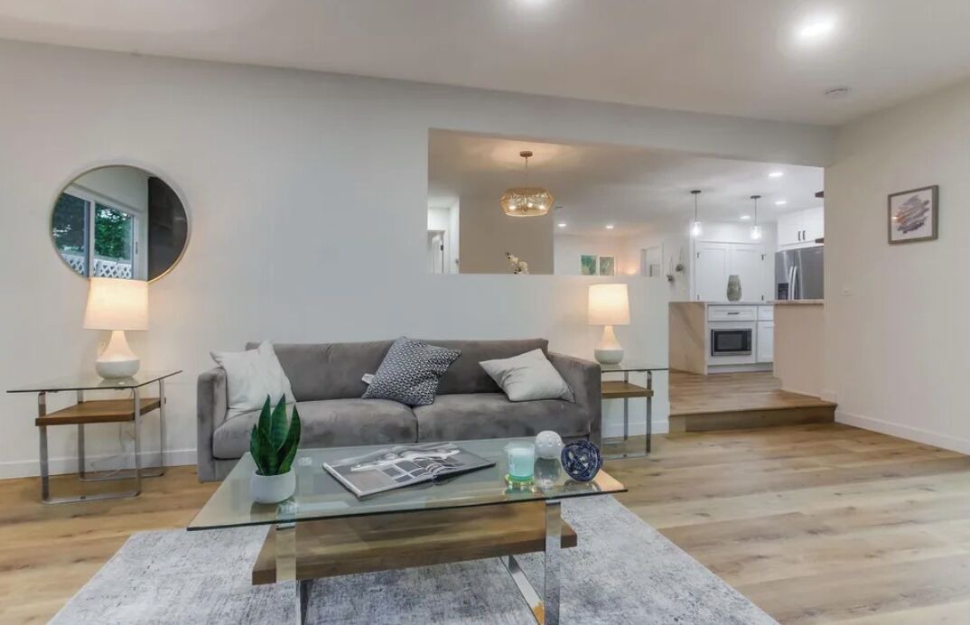 Photo of Livingroom in North Clairemont