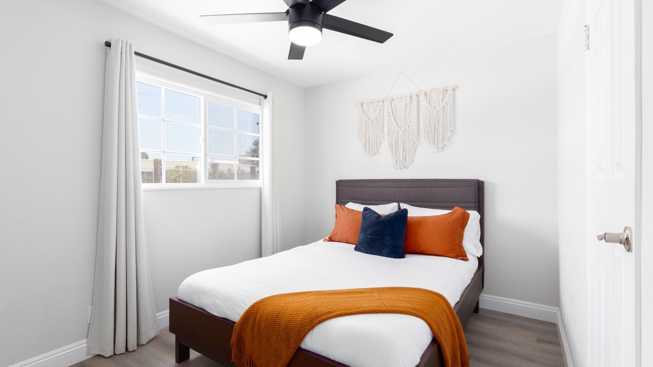 Photo of Bedroom in North Clairemont