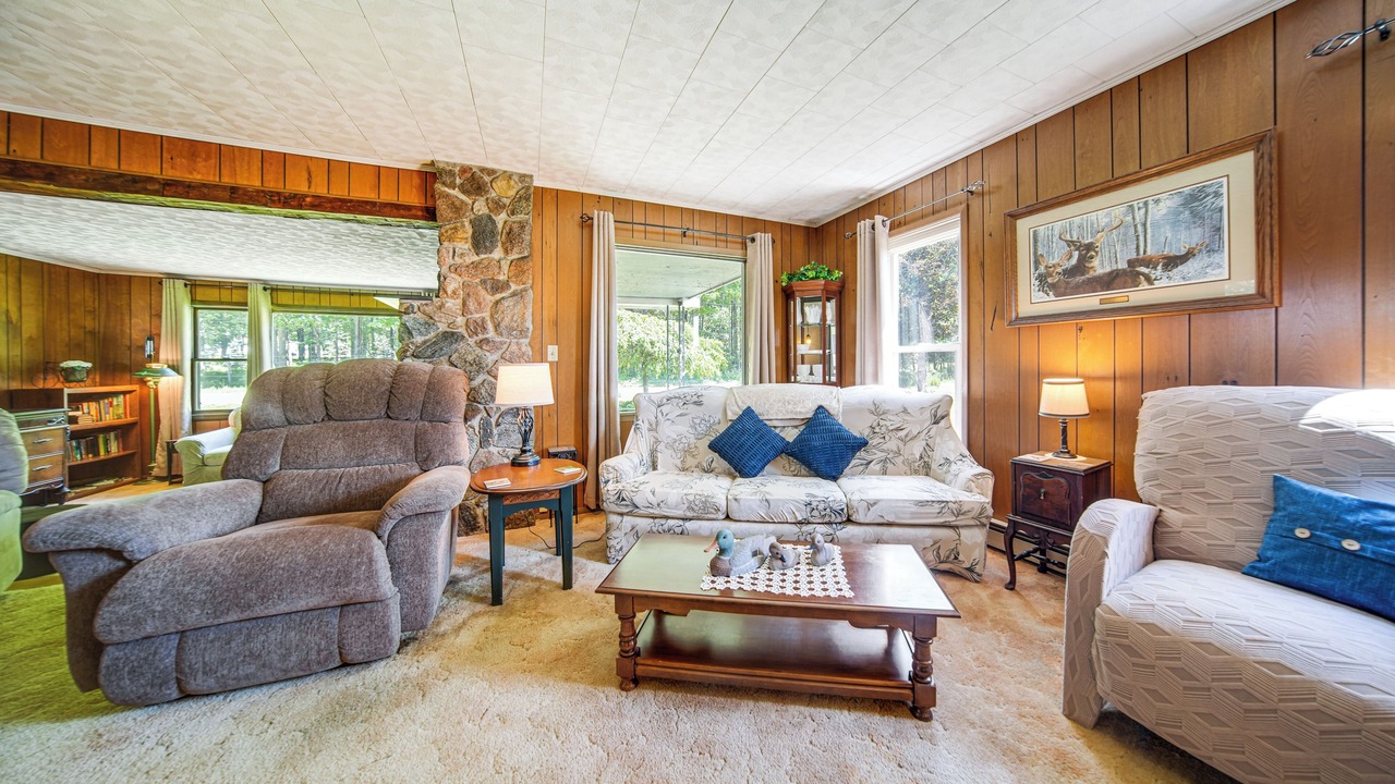 Photo of Livingroom in Centerville