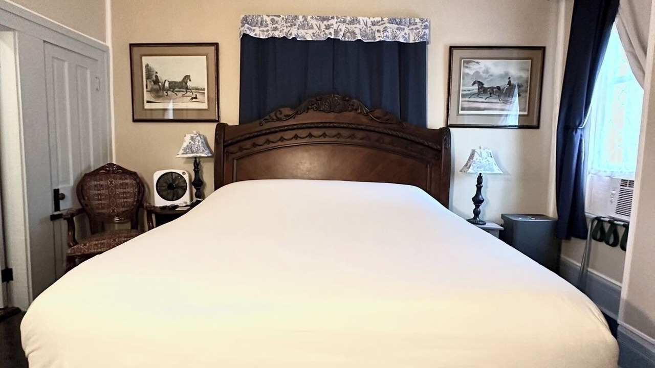 Photo of Bedroom in Shelbyville