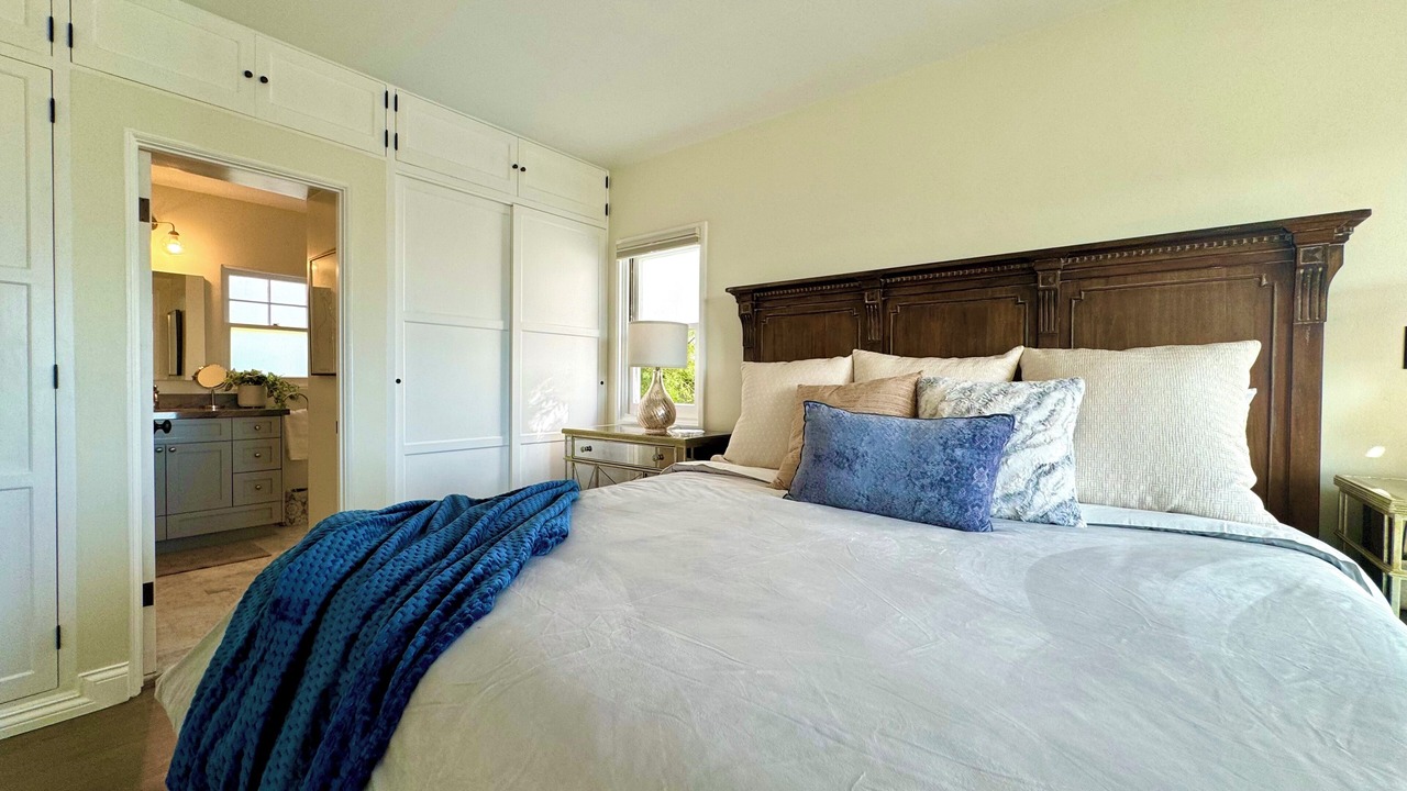 Photo of Bedroom in Mission Hills