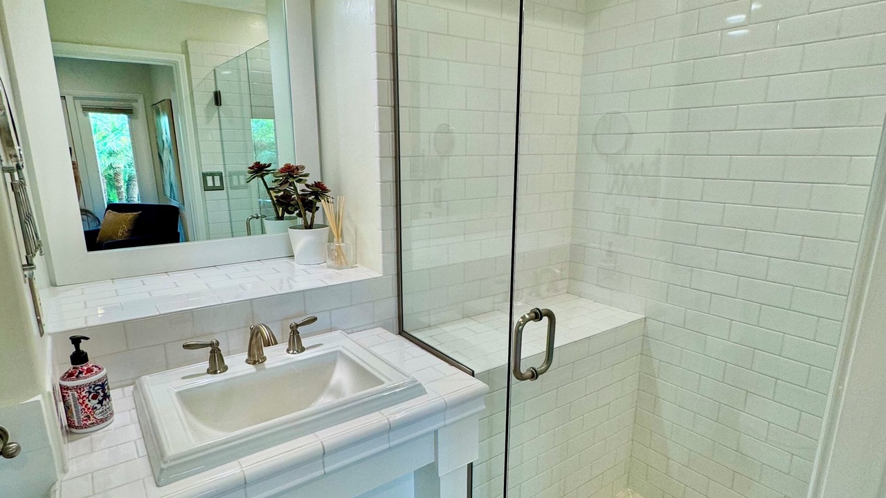 Photo of Bathroom in Mission Hills