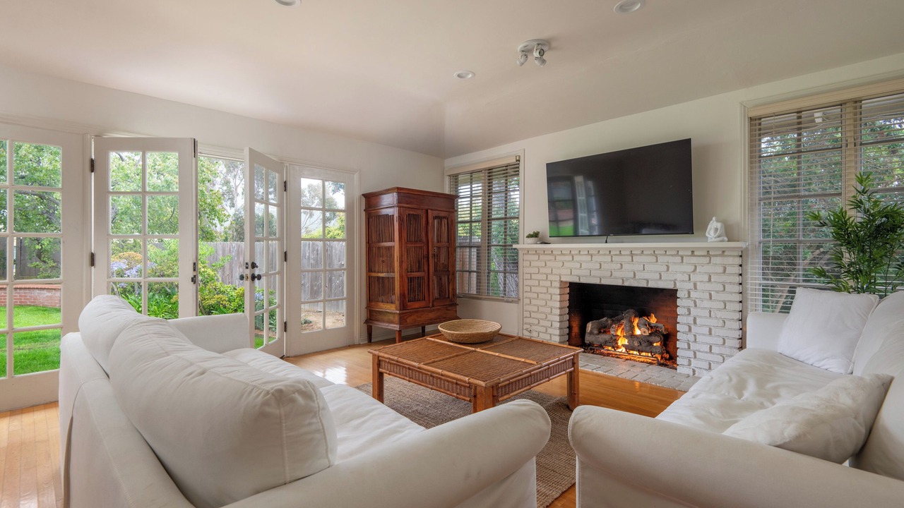 Photo of Livingroom in La Jolla Shores