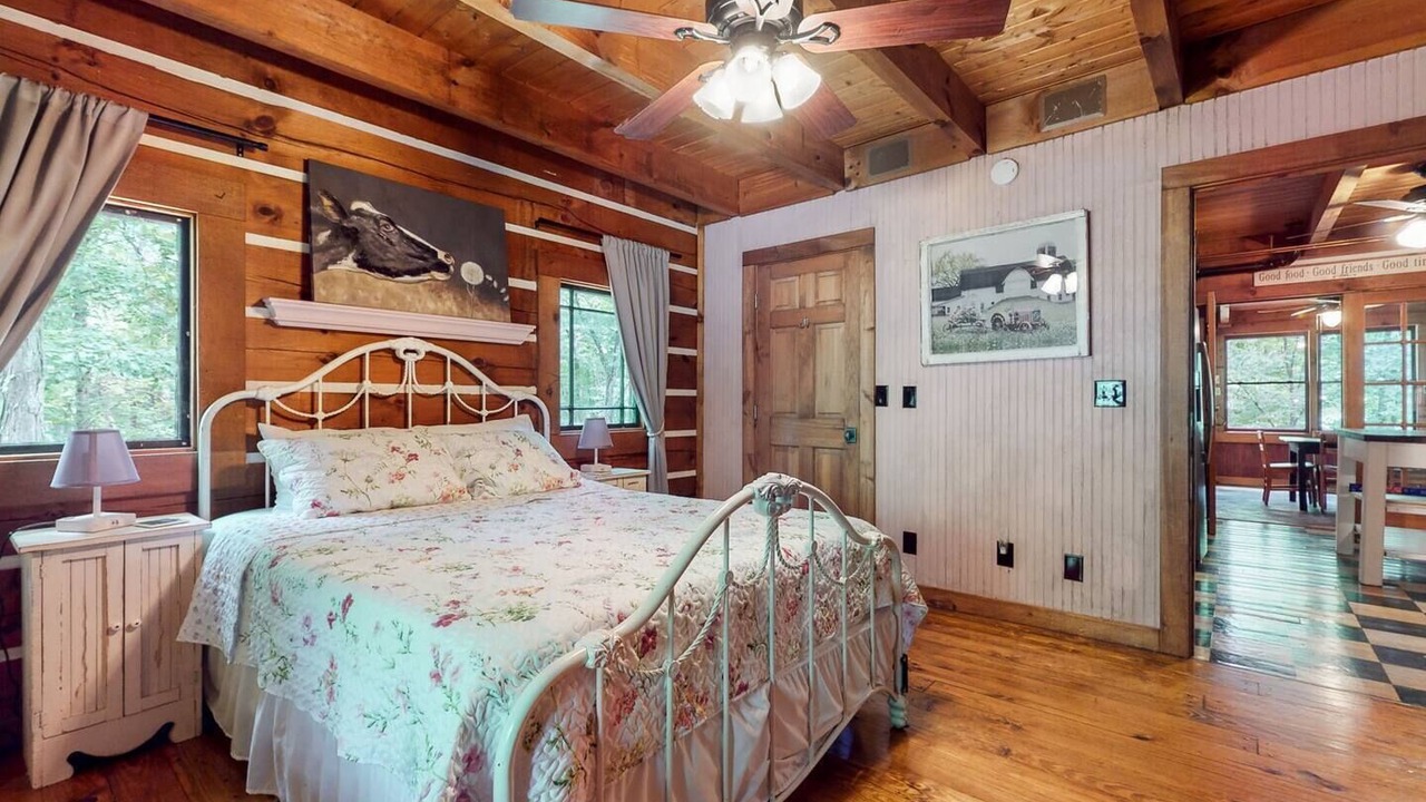 Photo of Bedroom in Mount Juliet