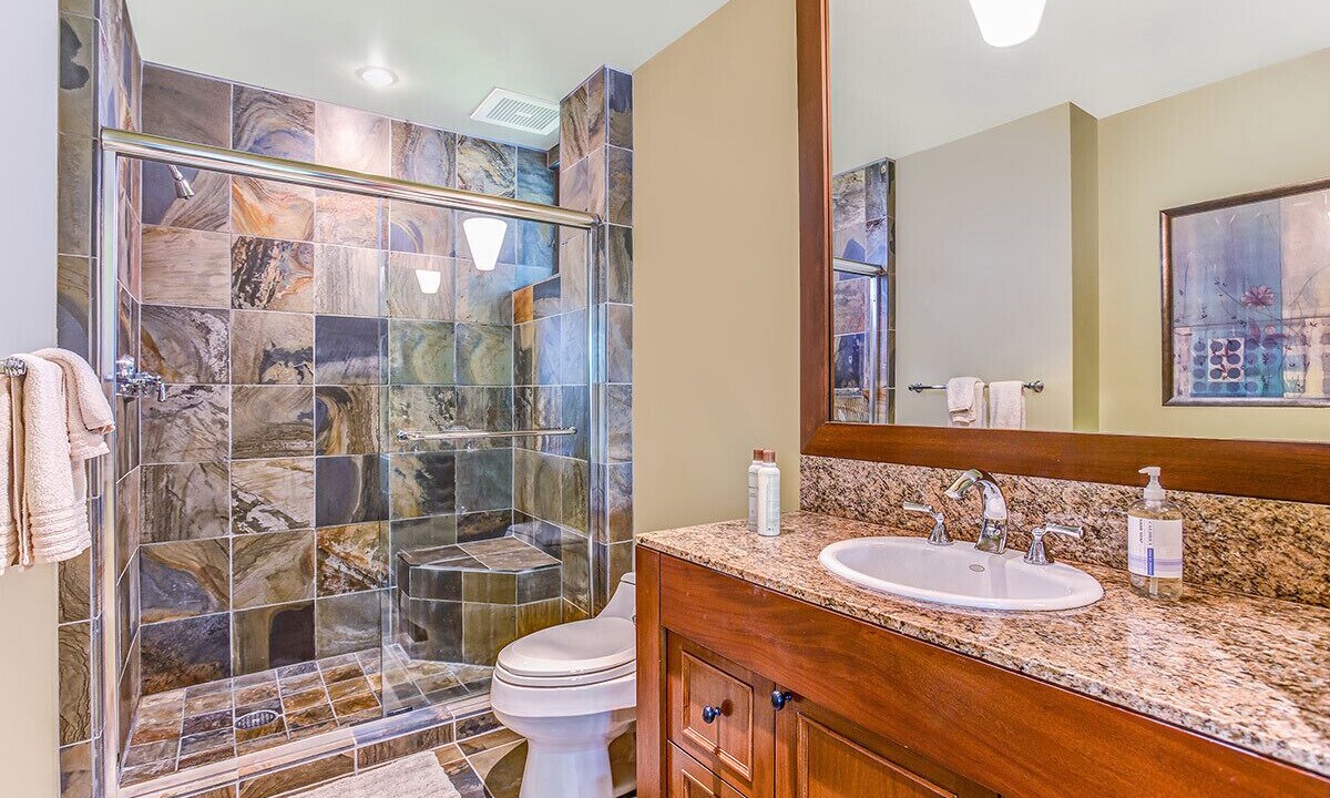 Photo of Bathroom in Kaupulehu