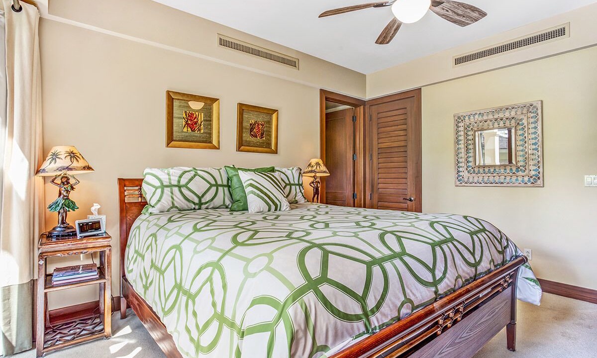 Photo of Bedroom in Kaupulehu