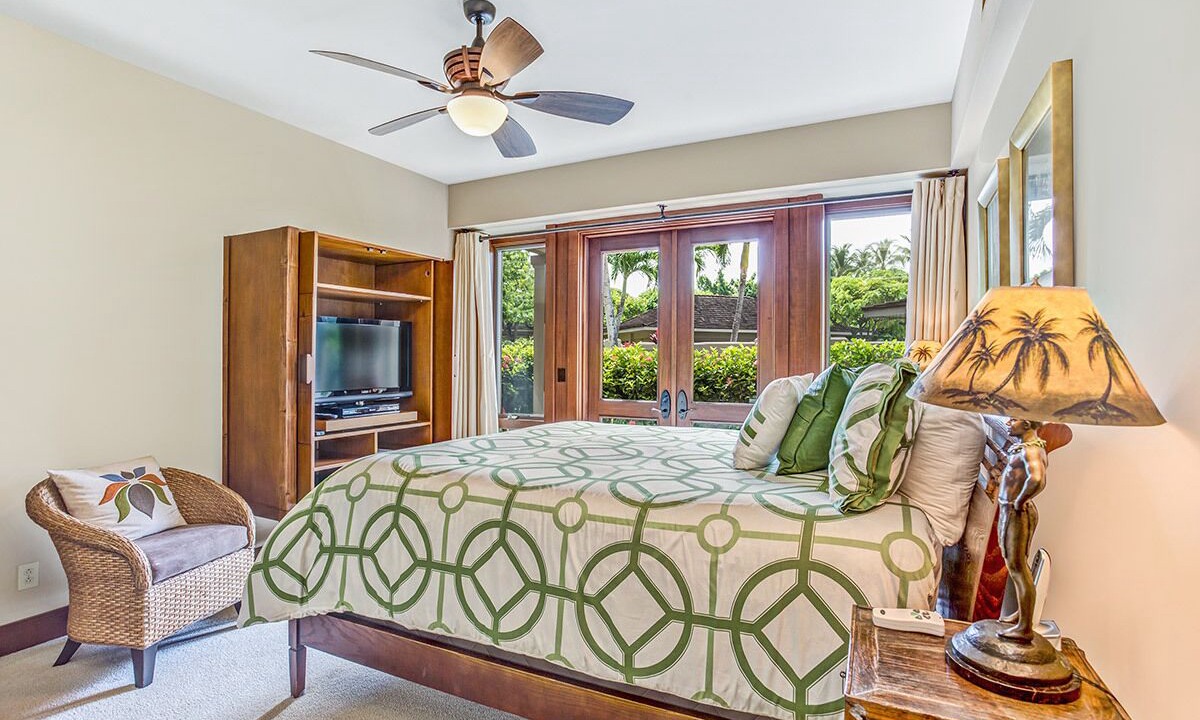 Photo of Bedroom in Kaupulehu