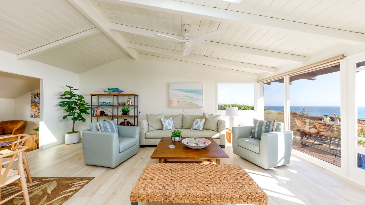 Photo of Livingroom in Del Mar