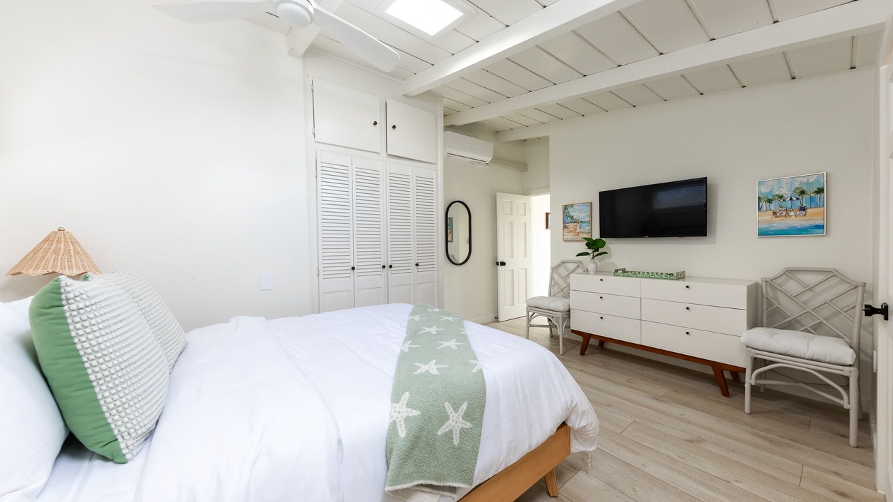 Photo of Bedroom in Del Mar