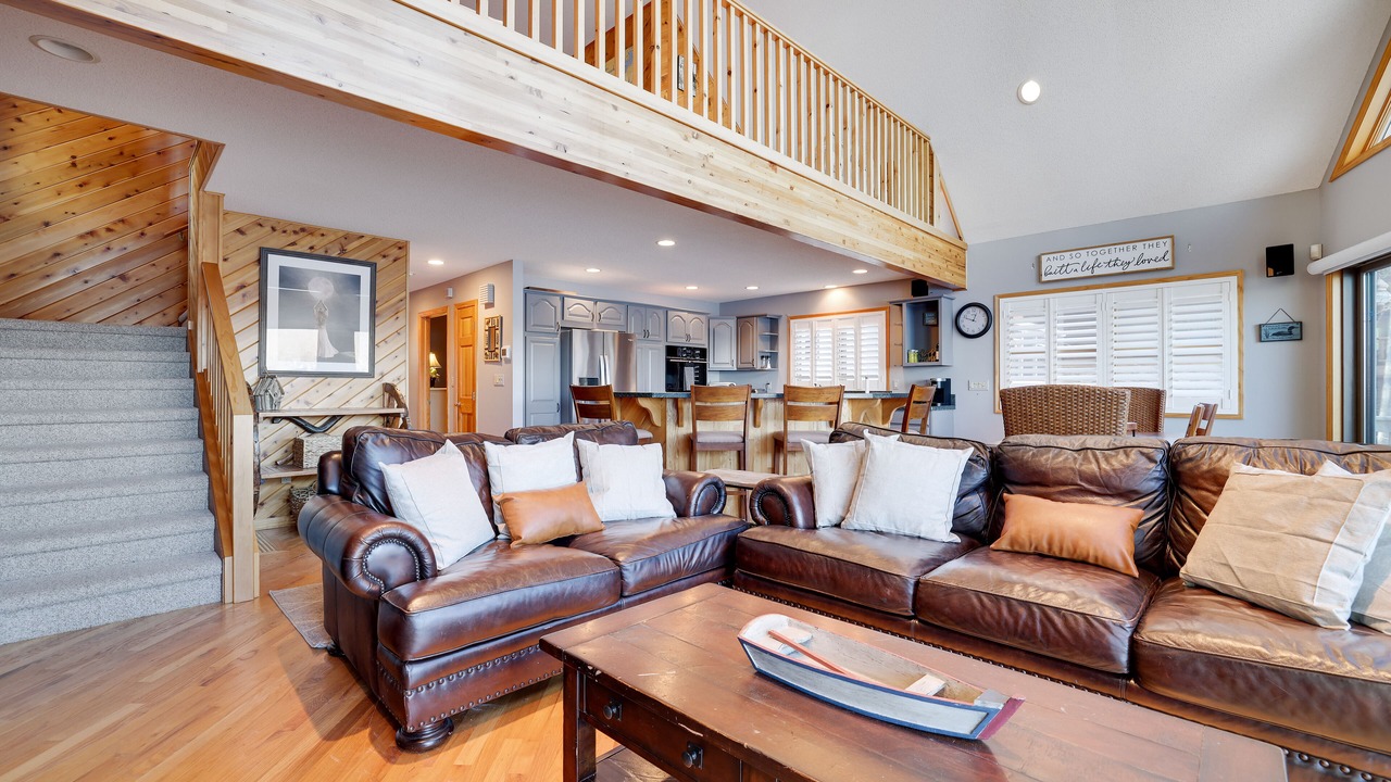 Photo of Livingroom in Lakeville