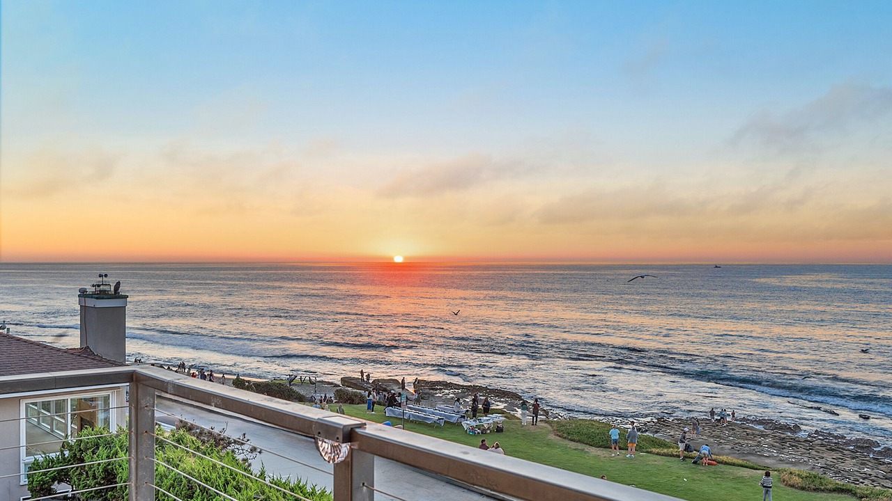 Photo of Patio Balcony in Village of La Jolla