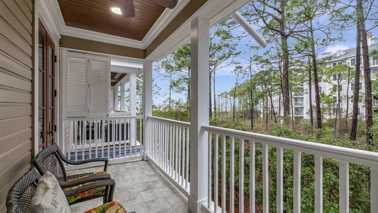 Photo of Patio Balcony in Baytowne Wharf