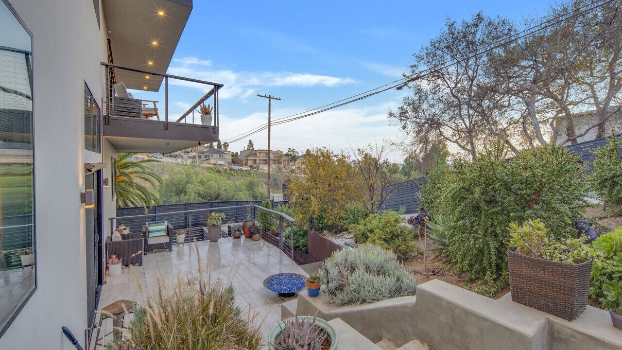 Photo of Outdoor in Mission Hills