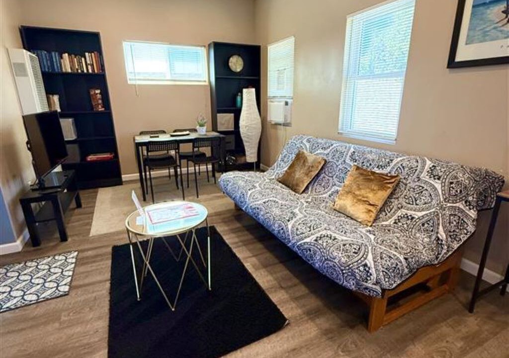 Photo of Livingroom in Clairemont Mesa West