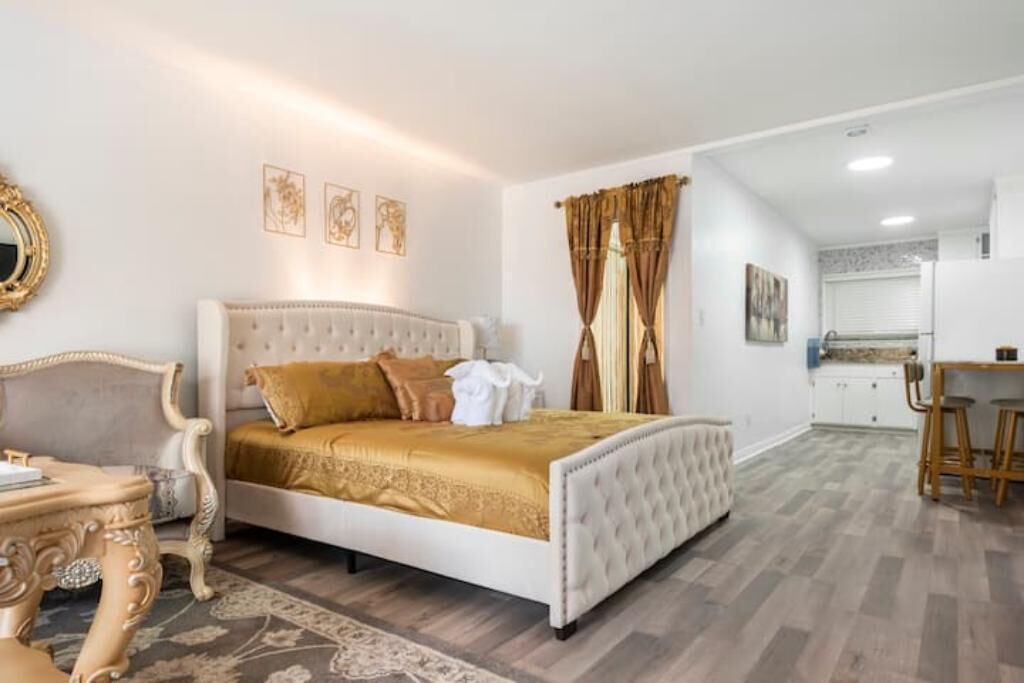 Photo of Bedroom in Crown Point