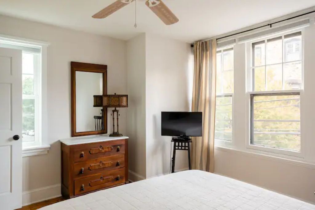 Photo of Bedroom in Manayunk