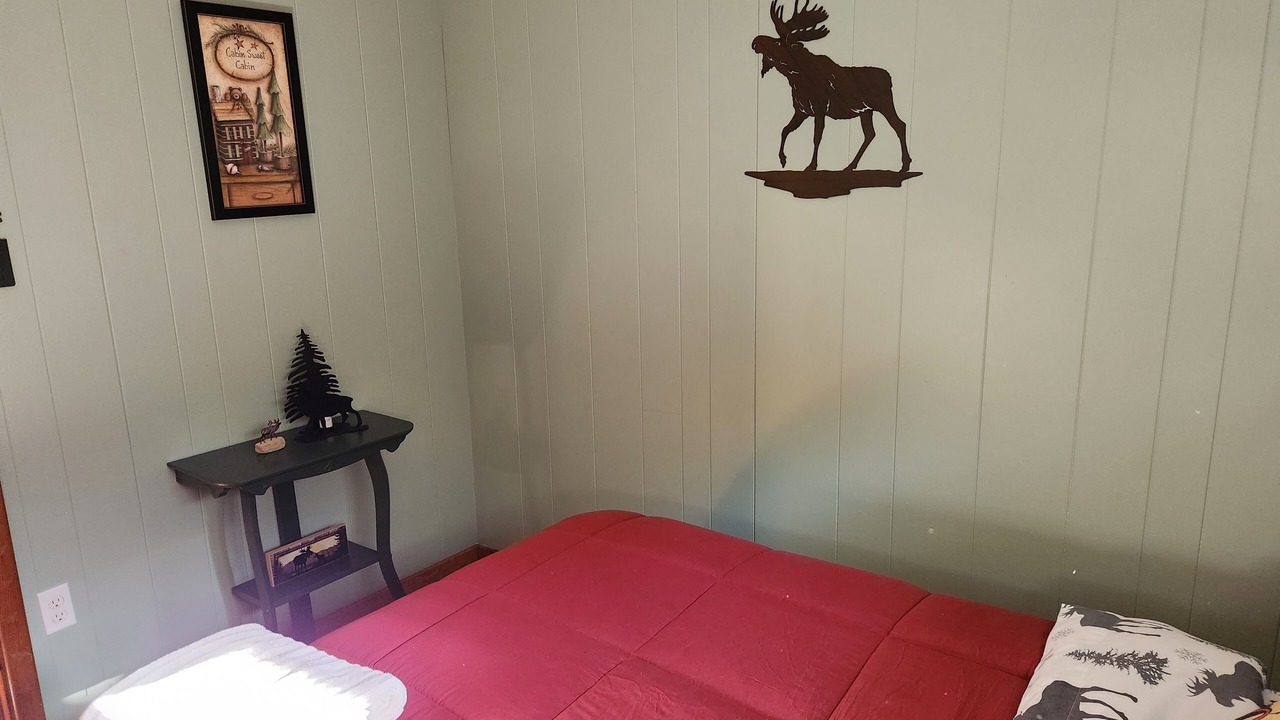 Photo of Bedroom in Leeper