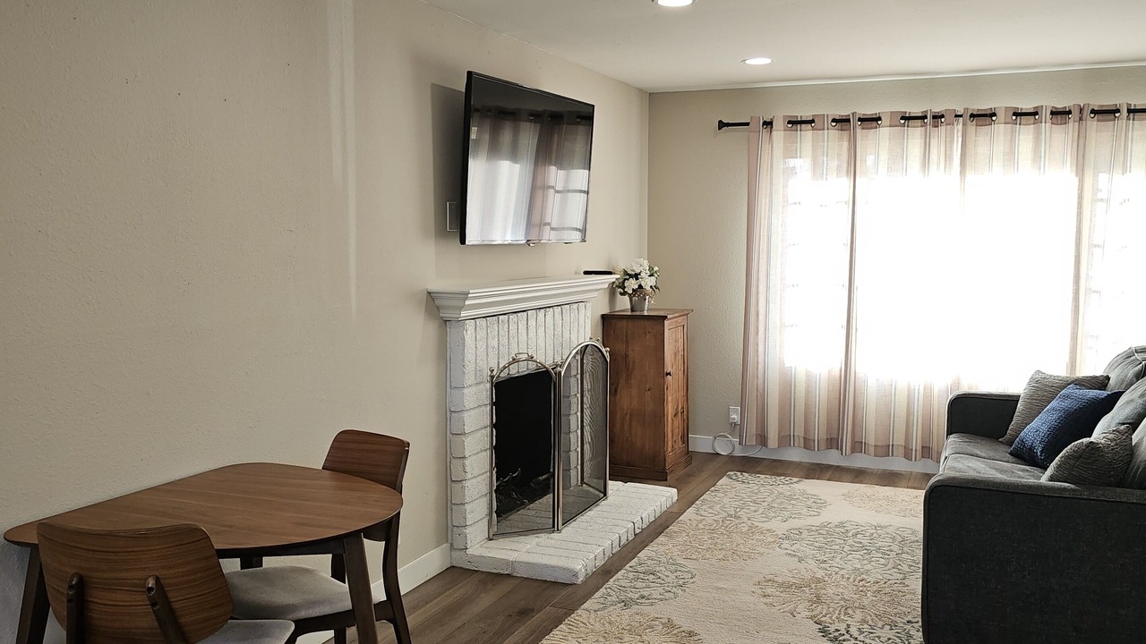 Photo of Bedroom in Tierrasanta