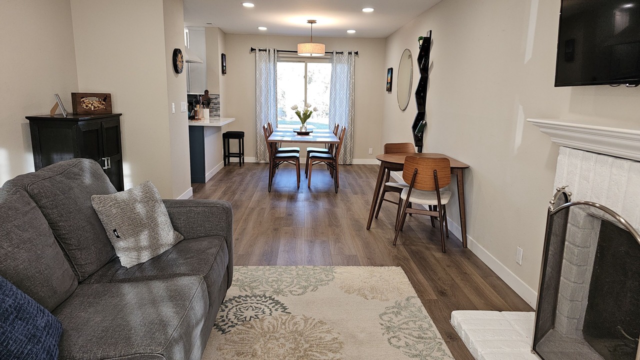 Photo of Bedroom in Tierrasanta