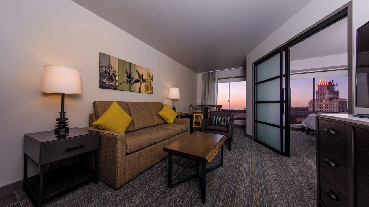 Photo of Livingroom in Civic Core