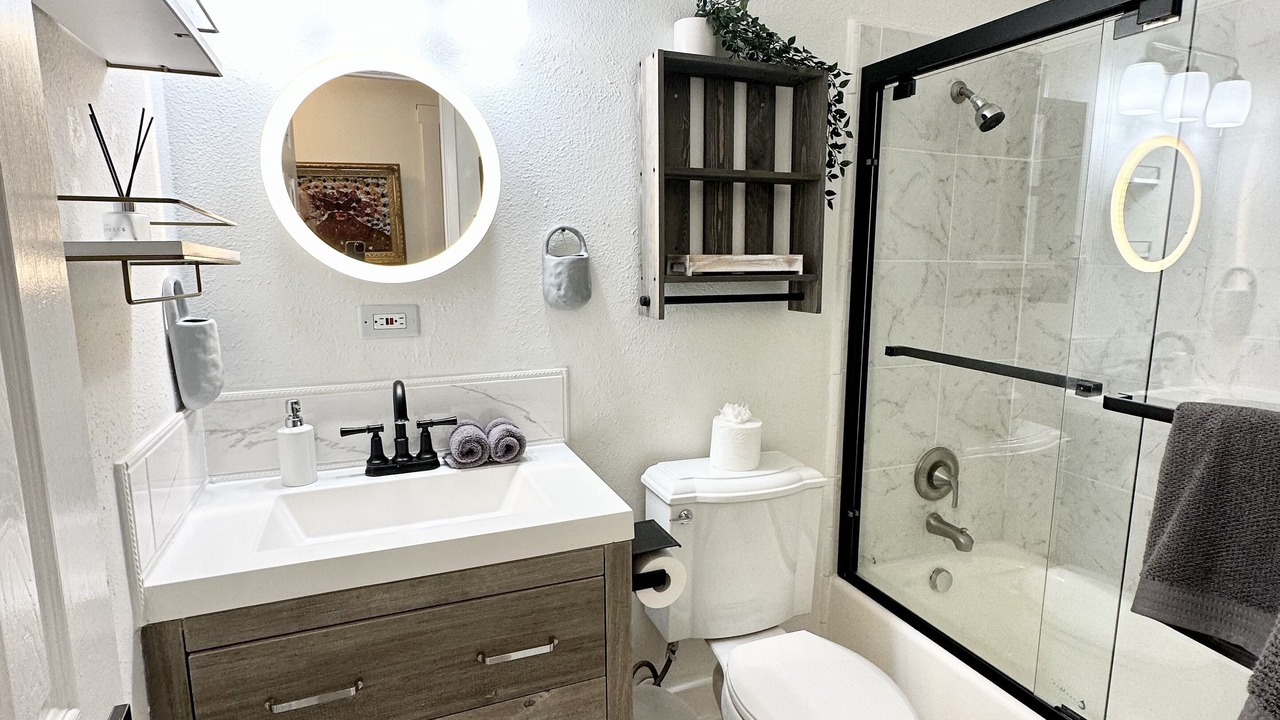 Photo of Bathroom in Linda Vista