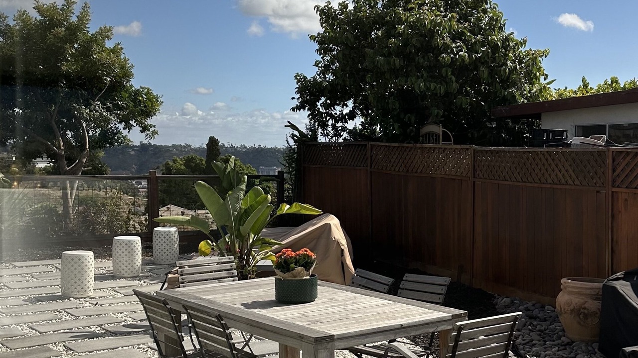 Photo of Outdoor in Linda Vista