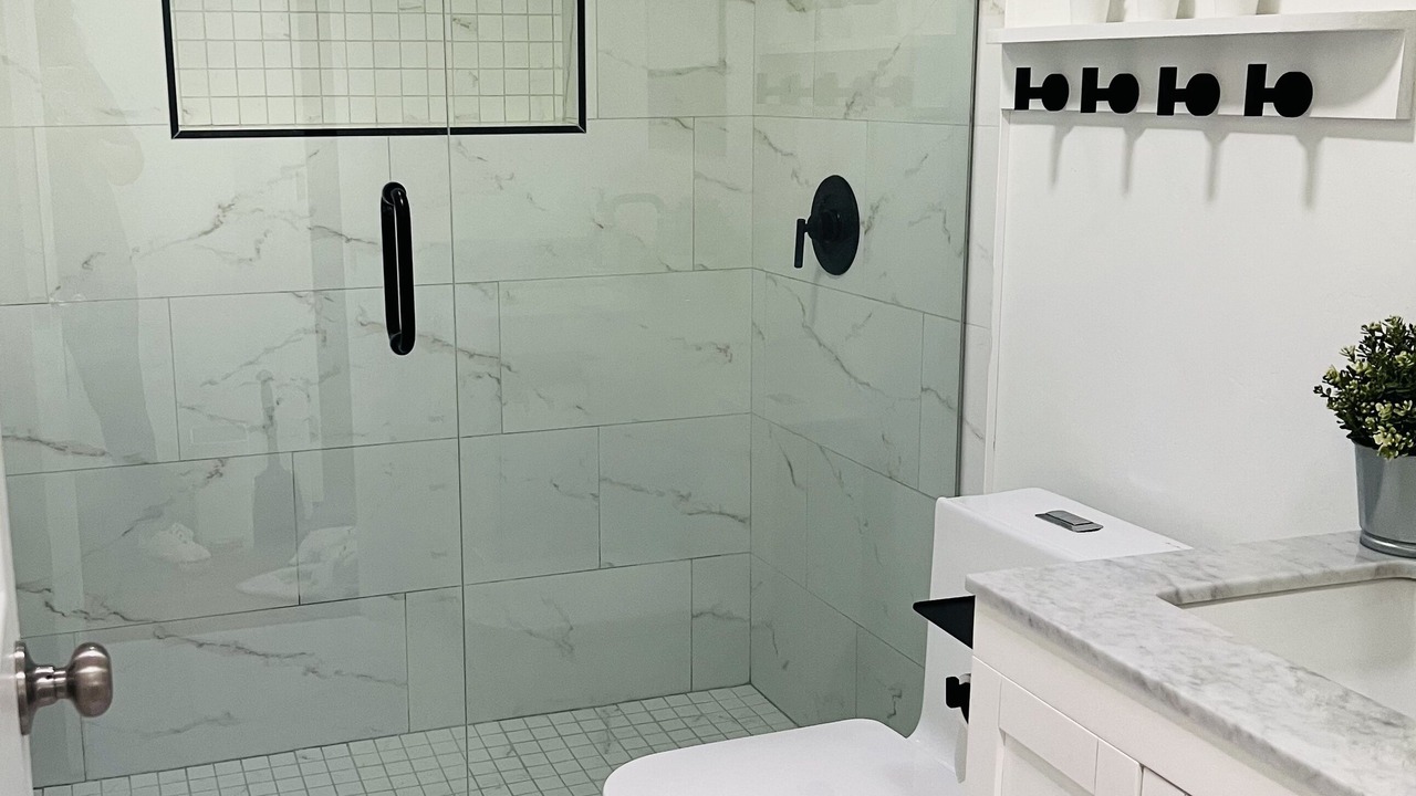 Photo of Bathroom in Tierrasanta
