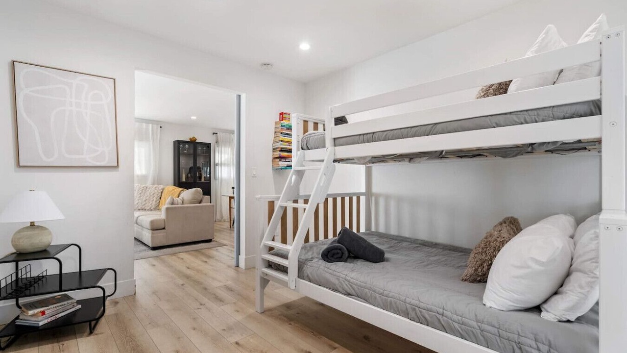 Photo of Bedroom in Clairemont
